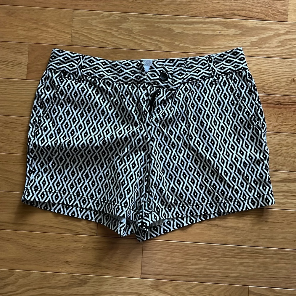 Patterned Chino Shorts